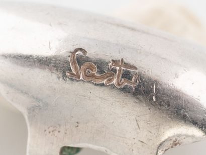 Chelo SASTRE (née en 1944)
Paire de clips...