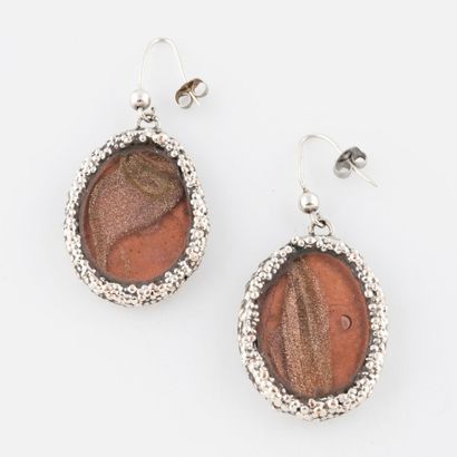 Giorgio VIGNA (né en 1955)
Paire de pendants...