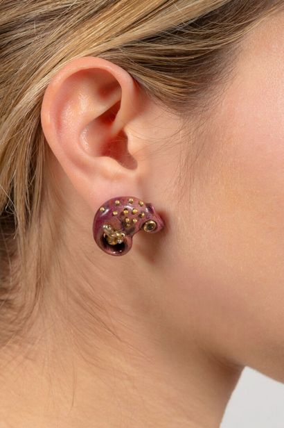 Boucles d'oreilles en argent, o émail et...