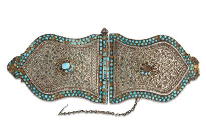 Boucle de ceinture en argent, Tibet XIXe...