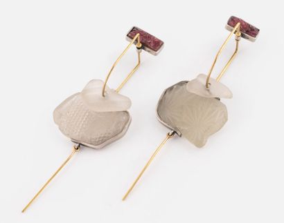 Delphine NARDIN (née en 1965)
Paire de pendants...