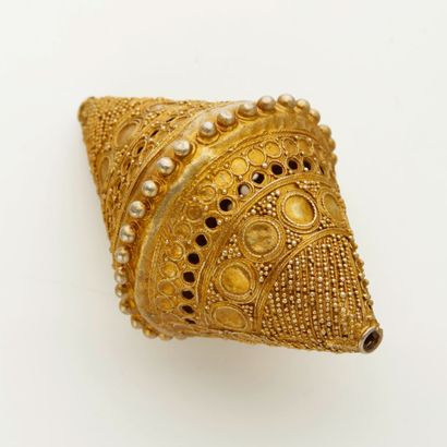 Perle en vermeil, Fulani, Mali, 
En argent...