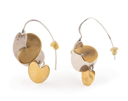 Juliette POLAC (née en 1964)
Paire de pendants...