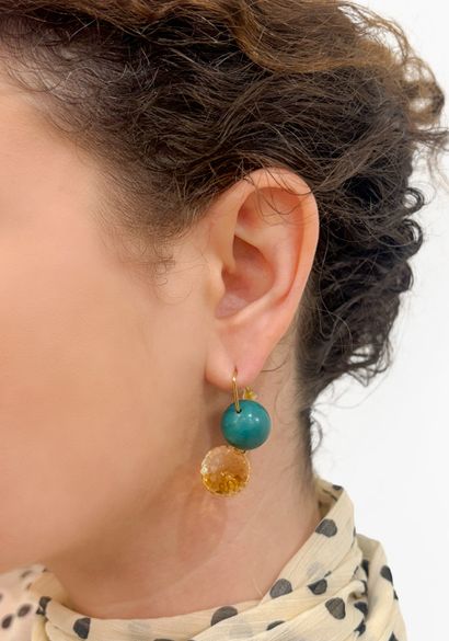 Lara KOULAJIAN (née en 1964)
Paire de boucles...