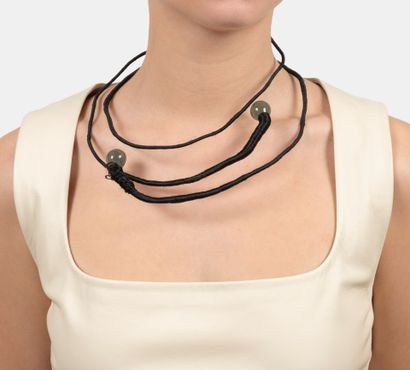 Ensemble de trois colliers par Giorgio Vigna...