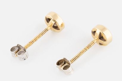 Boucles d'oreilles diamants
En or 18K (750),...