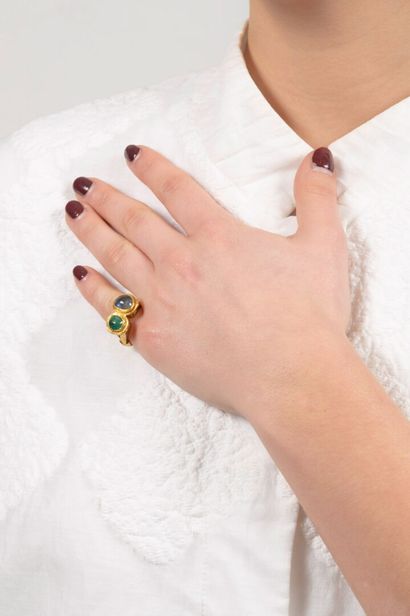 Bague en or émeraude et saphir
En or 18K...
