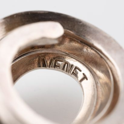 Bernar VENET (né en 1941)
Bague 