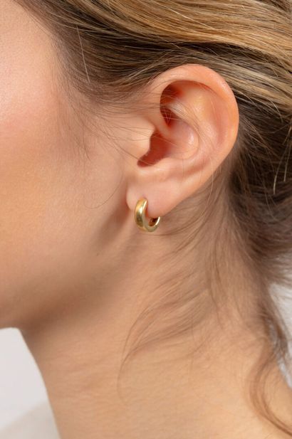 Mini créoles en or
En or 18K (750),poinçon...