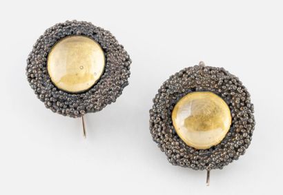 Giorgio VIGNA (né en 1955)
Paire de pendants...