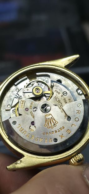 ROLEX
Montre bracelet «Oyster perpetual»...