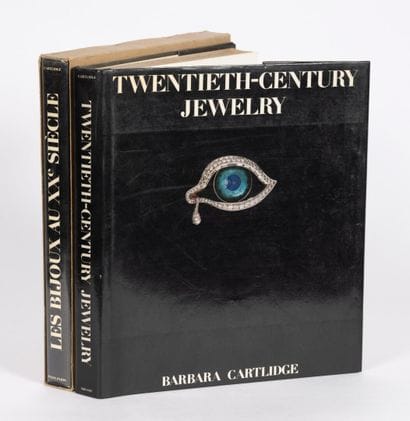 Lot comprenant 2 livres dont : 
- Twentieth-Century...