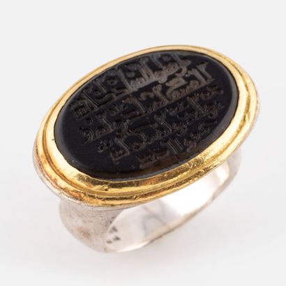 Juliette POLAC (née en 1964)
Bague intaille...