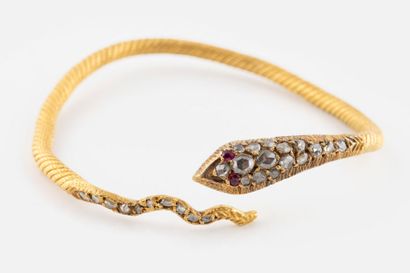 Bracelet de bras en or, XIXe siècle
En or...