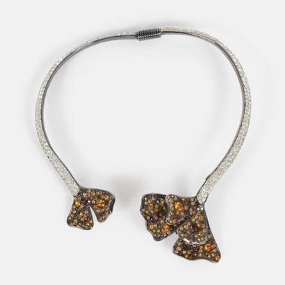 KENNETH JAY LANE
Art Nouveau-style floral...