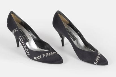 STUART WEITZMAN for MR.SEYMOUR
Pair of black...