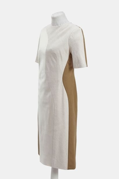 GIVENCHY HAUTE COUTURE by CLAIRE WAIGHT KELLER
Day/evening...