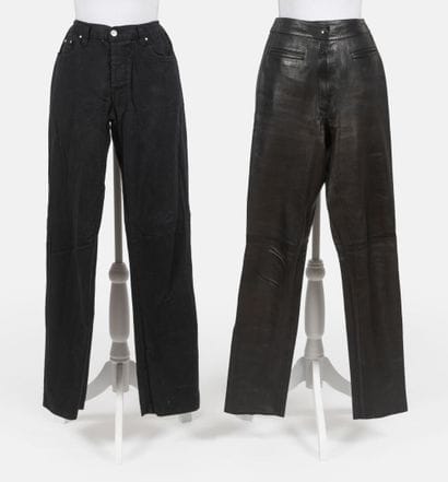 VERSACE JEANS Couture - JO DE GREY
Set includes...