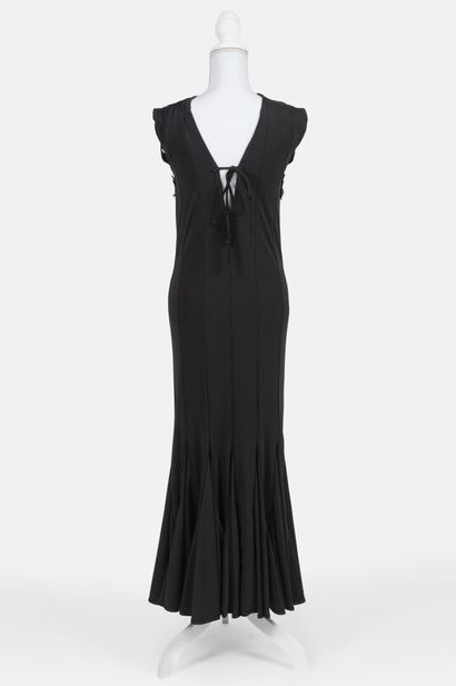 REINHARD LUTHIER
Black sleeveless mermaid-style...
