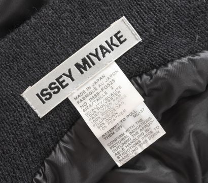 ISSEY MIYAKE
Black polyester and wool quilted...