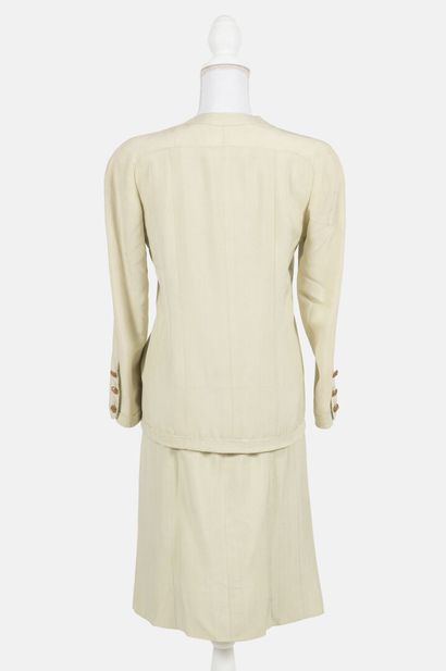 CHANEL HAUTE COUTURE BY KARL LAGERFELD
Green...