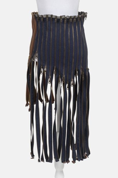 REINHARD LUTHIER
Skirt made from a combination...