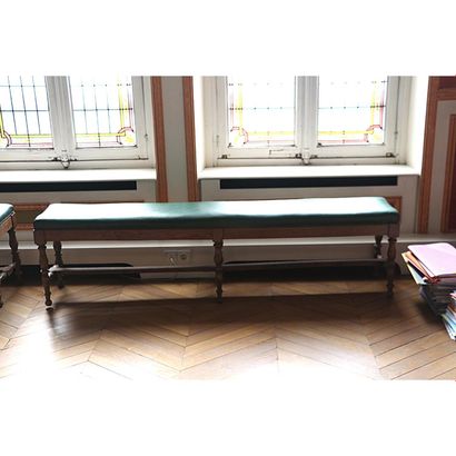 SUITE DE TROIS BANQUETTES, ÉPOQUE RESTAURATION
Suite...