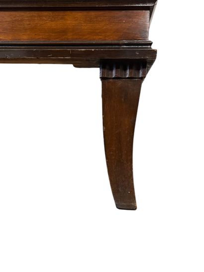 ANNEES 1940
Buffet en frêne teinté, placage...