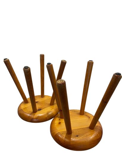 ANNÉES 1960
Paire de tabourets tripodes en...