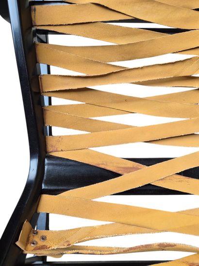 CASSINA STUDIO
Grand fauteuil à bascule en...