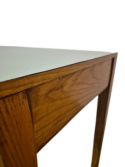 GIO PONTI (1891-1979)
Bureau, modèle réalisé...