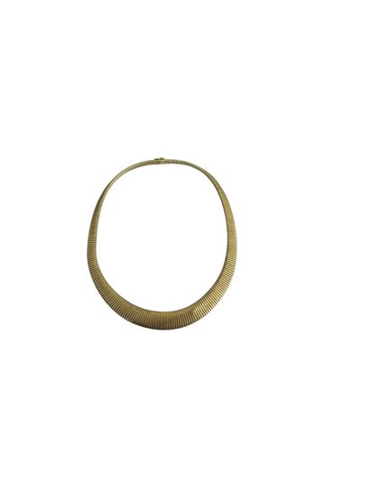 DEMIE PARURE EN OR JAUNE 
Bracelet en or...