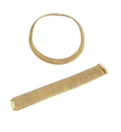 DEMIE PARURE EN OR JAUNE 
Bracelet en or...