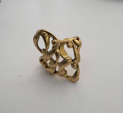 BAGUE EN OR JAUNE 18 K 
Bague Art Nouveau...