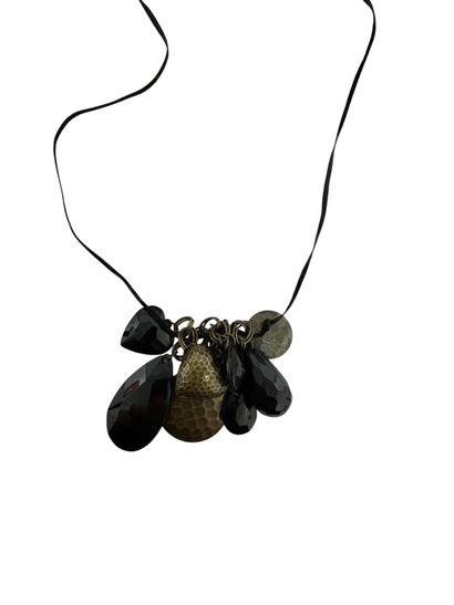 COSTUME NECKLACE 
Fancy necklace holding...