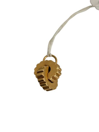 MAUBOUSSIN PARIS 
Clip d'oreille en or jaune...