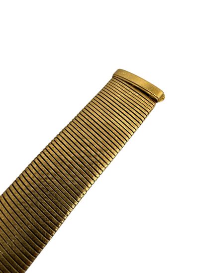 DEMIE PARURE EN OR JAUNE 
Bracelet en or...