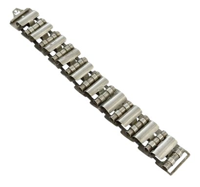 MODERNIST WORK 
Silver bracelet with articulated...