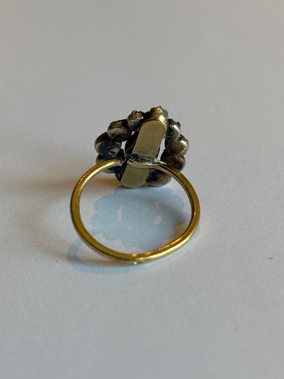 RING IN 18 K YELLOW GOLD 
Ring in 18 K (750...