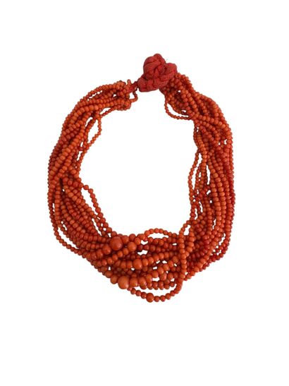 IMPORTANT CORAL NECKLACE 
Important coral...