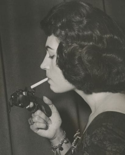 Fashion - Accessories
The gun-shaped lighter,...