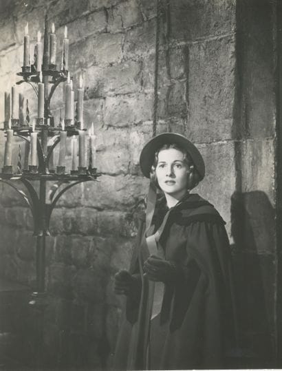 Joan Fontaine
Portrait of the British actress...