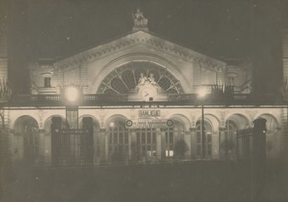 Photographe amateur 
Paris de nuit, la gare...