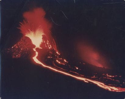 Marcel ICHAC (1906-1994) 
Lave, volcan, 1963
Tirage...