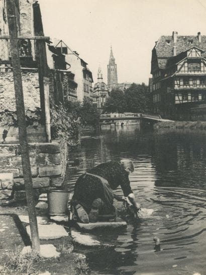 Auteur non - identifié
La lavandière de Strasbourg,...