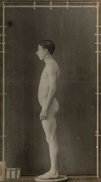 ANONYME
Nus


Nus masculins de face et de...