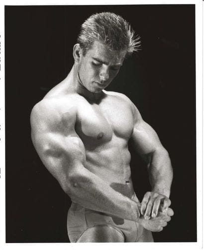 ARAX (XXe)

Bruce BELLAS alias Bruce OF LOS...
