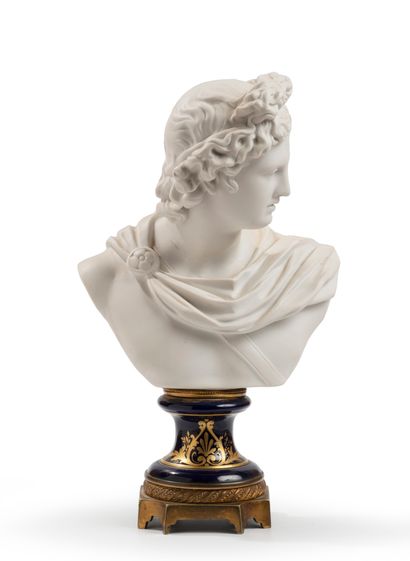D’après Léocharès (IVème siècle av. J.C)


Apollon...