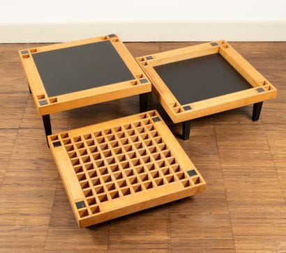 Bernard VUARNESSON (1935-)
Table à système...
