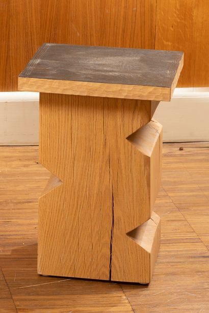 Attribué à Vincent COLLIN (1963-)
Tabouret
Bois...